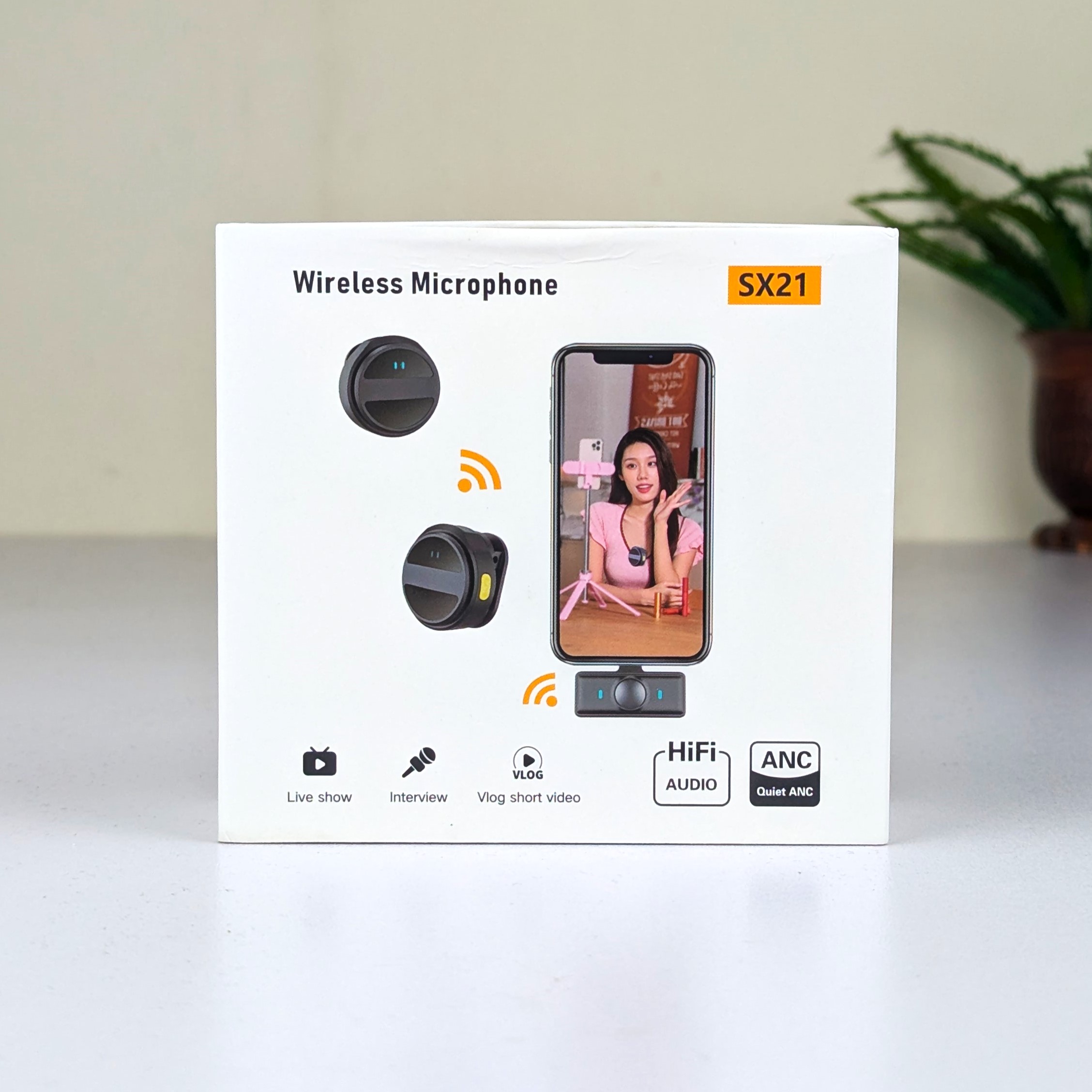 SX21 New 2-in-1 Wireless Lavalier Microphone | ShopTrip SX21 New 2-in-1 Wireless Lavalier Microphone